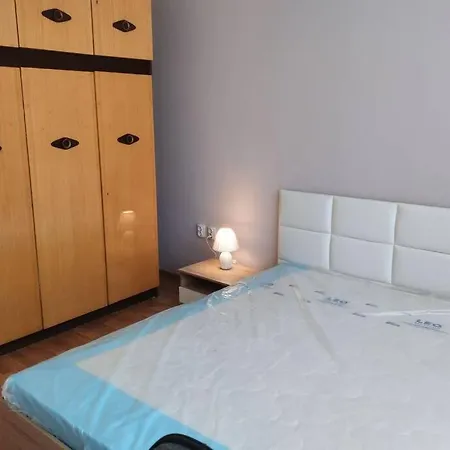 Apartment Big Flat In Ideal Centre. Correct Owner. Parking.